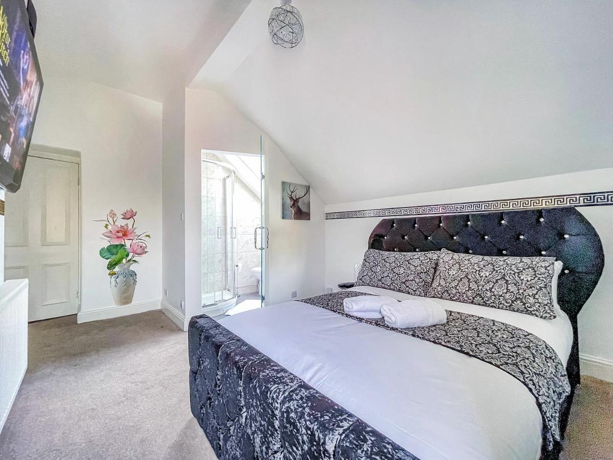 *Rd9Bc* For Your Most Relaxed & Cosy Stay + Free Parking + Free Fast Wifi * Leeds  Dış mekan fotoğraf